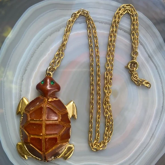 Vintage 1960’s L.Razza Turtle Mirror Pendant - Picture 3 of 16